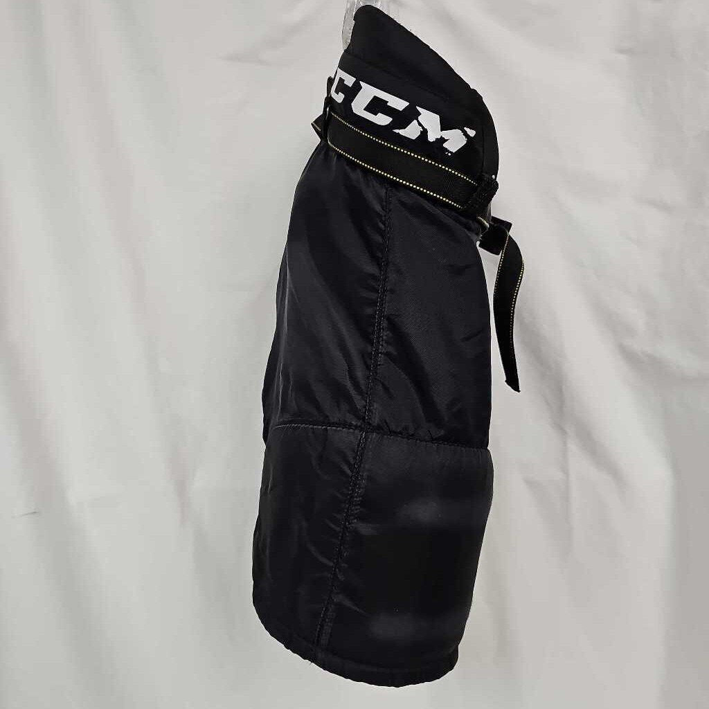 CCM Tacks 3092 Youth Hockey Pants, Size Medium
