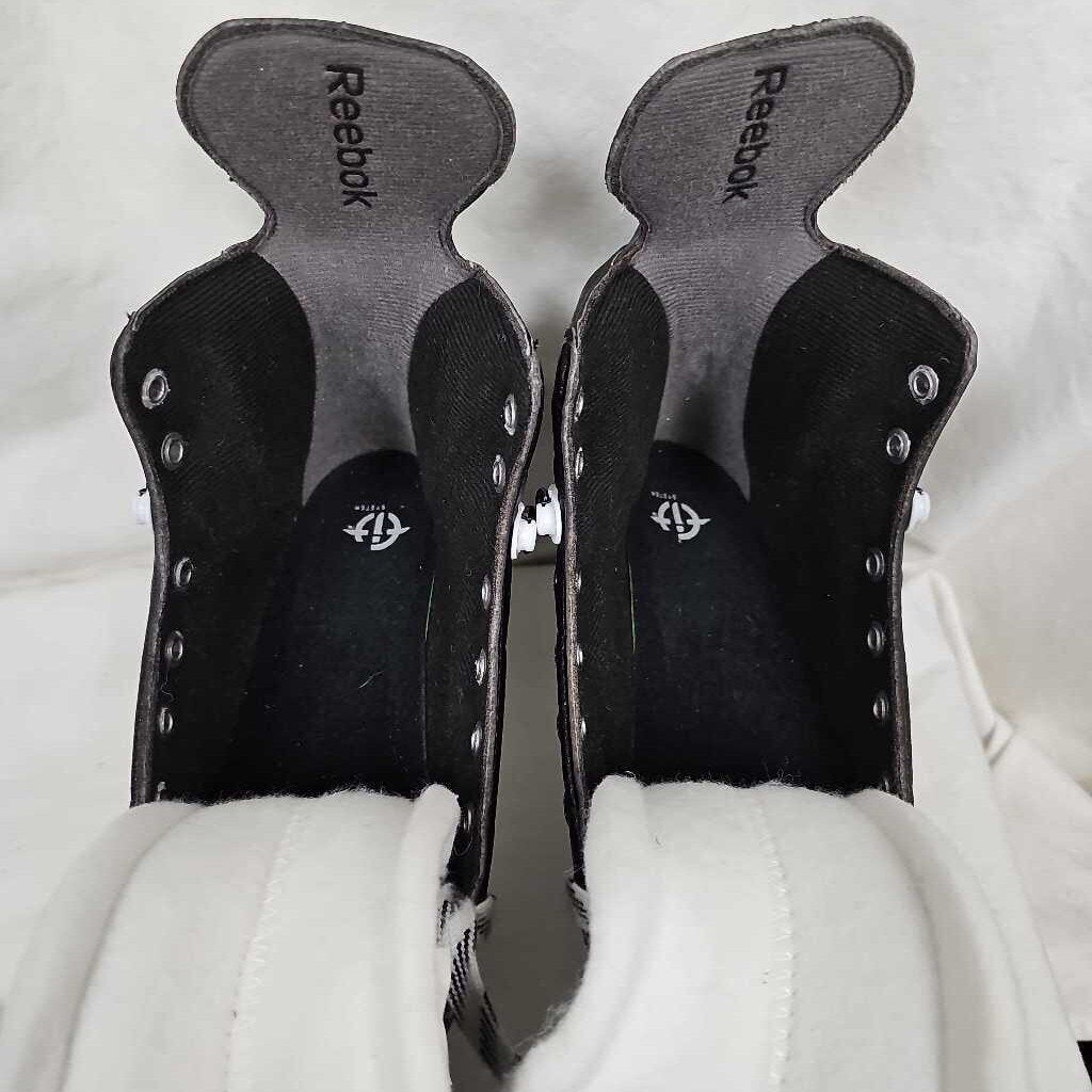 Reebok 14K Pump Junior Hockey Skates, Size 3.5
