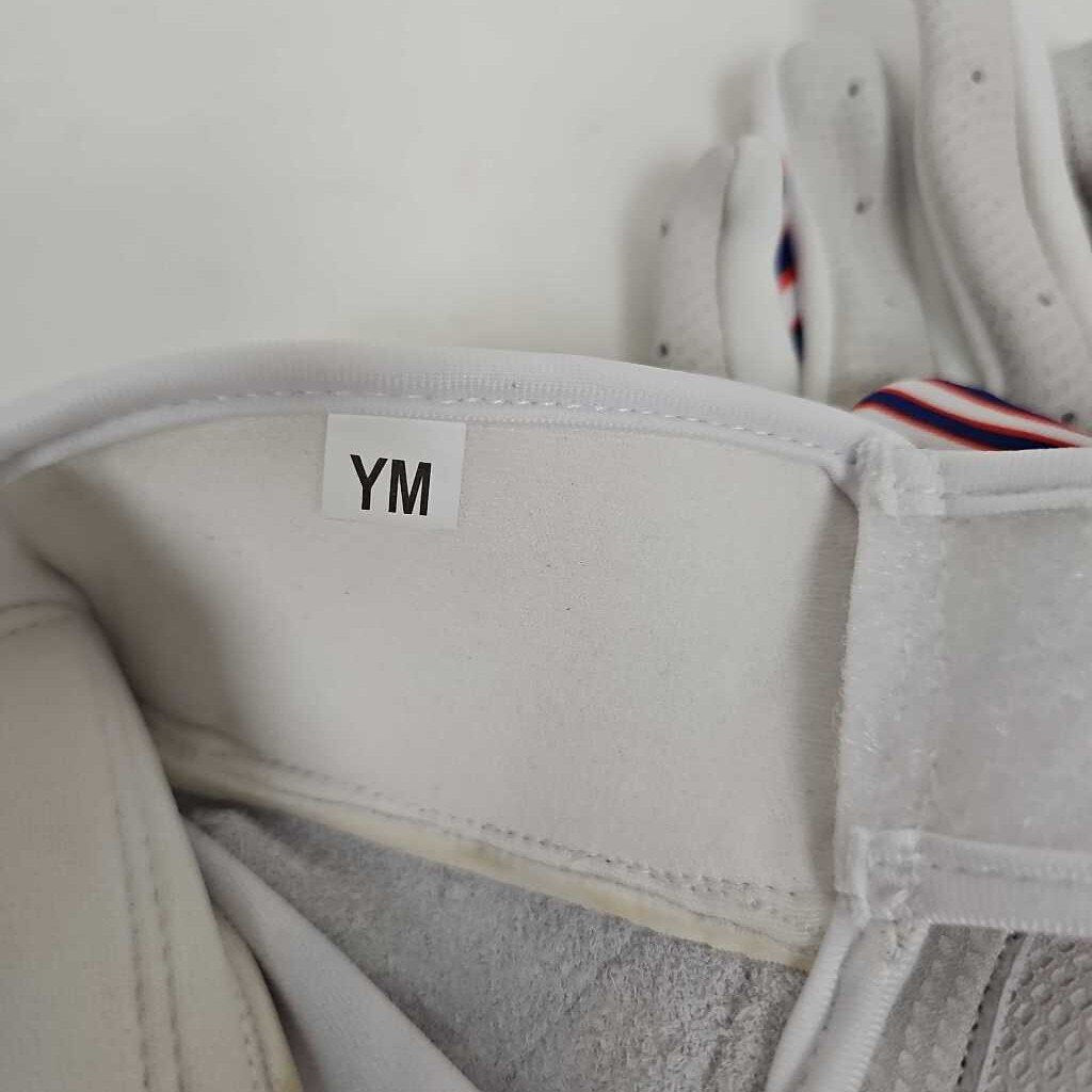 3&2 Stinger Batting Gloves, Youth Medium
