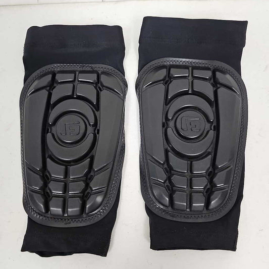 G-Form youth Pro-S Compact Soccer Shin Guards, Size L/XL