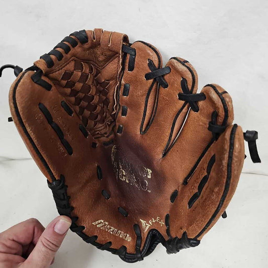 Mizuno Prospect Power Close Baseball Glove, 11"
