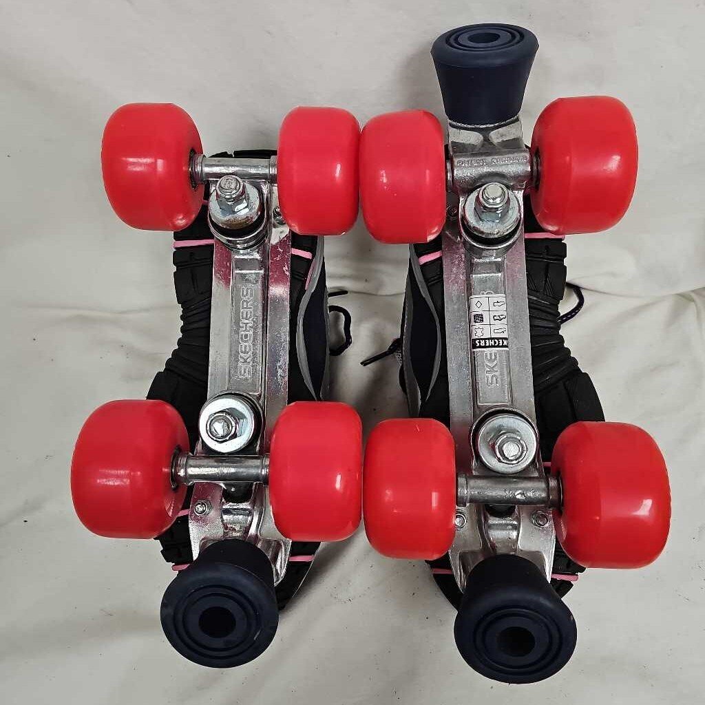 Sketchers 4 Wheelers Roller Skates, Size Women's 8