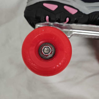 Sketchers 4 Wheelers Roller Skates, Size Women's 8