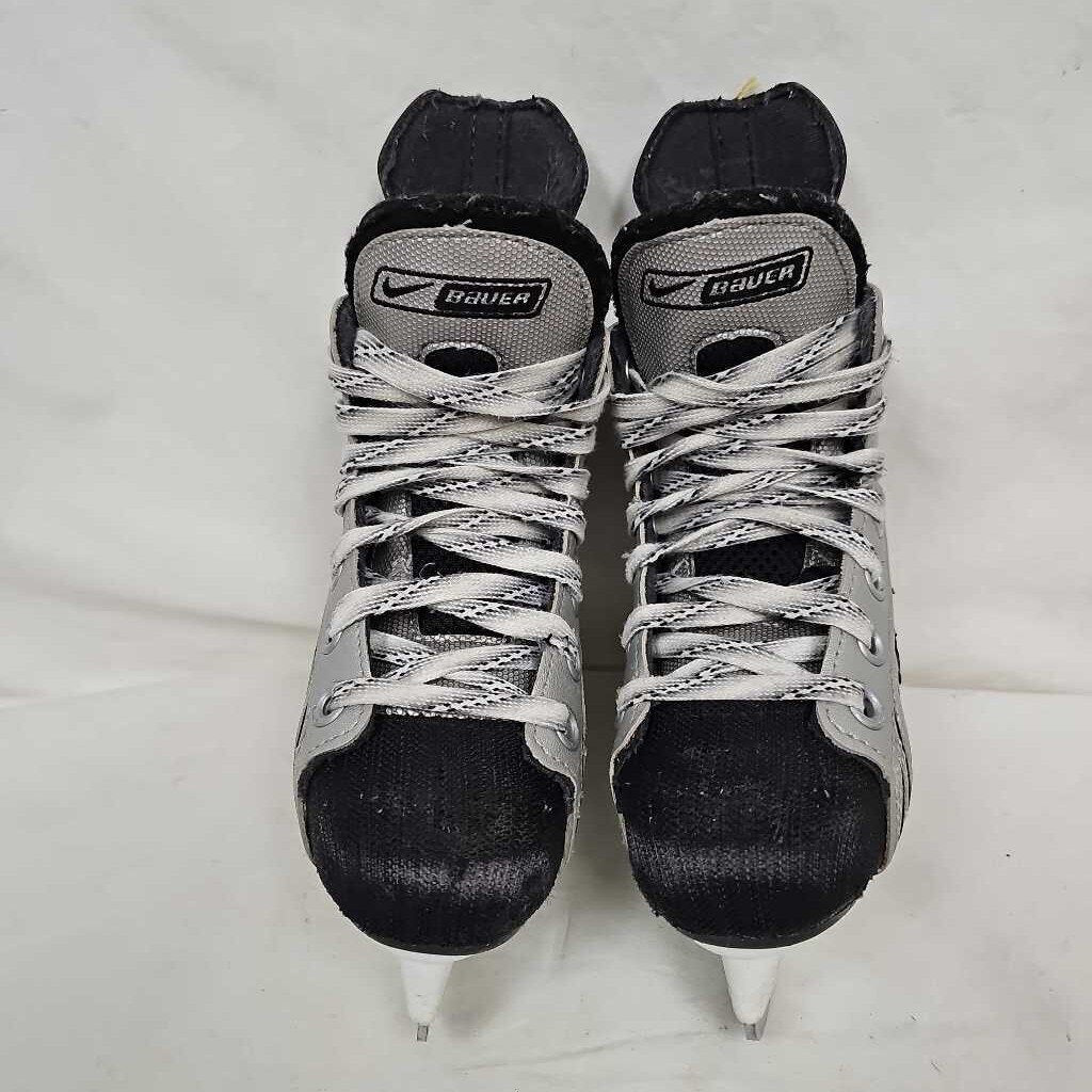 Nike Bauer Supreme One15 Youth Hockey Skates, Size Y8