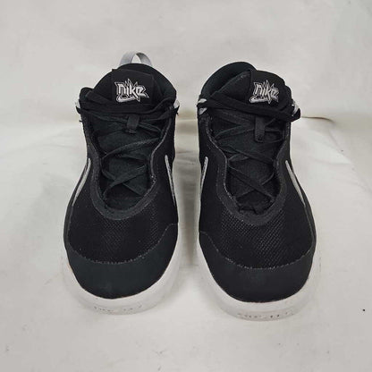 Nike Hustle DX-SU21 Kids Basketball Shoes, Size 3.5