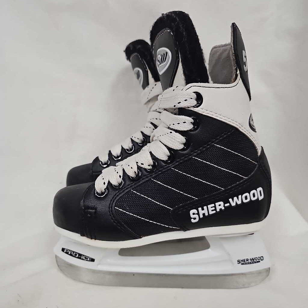 Sherwood 5000 Youth Hockey Skates, Size Y10