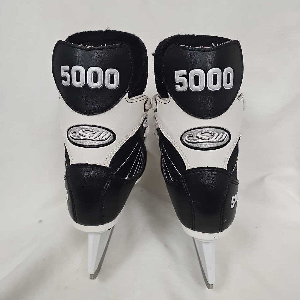 Sherwood 5000 Youth Hockey Skates, Size Y10