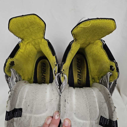 Bauer Supreme 3S Junior Hockey Skates, Size 3