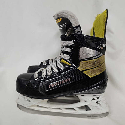 Bauer Supreme 3S Junior Hockey Skates, Size 3