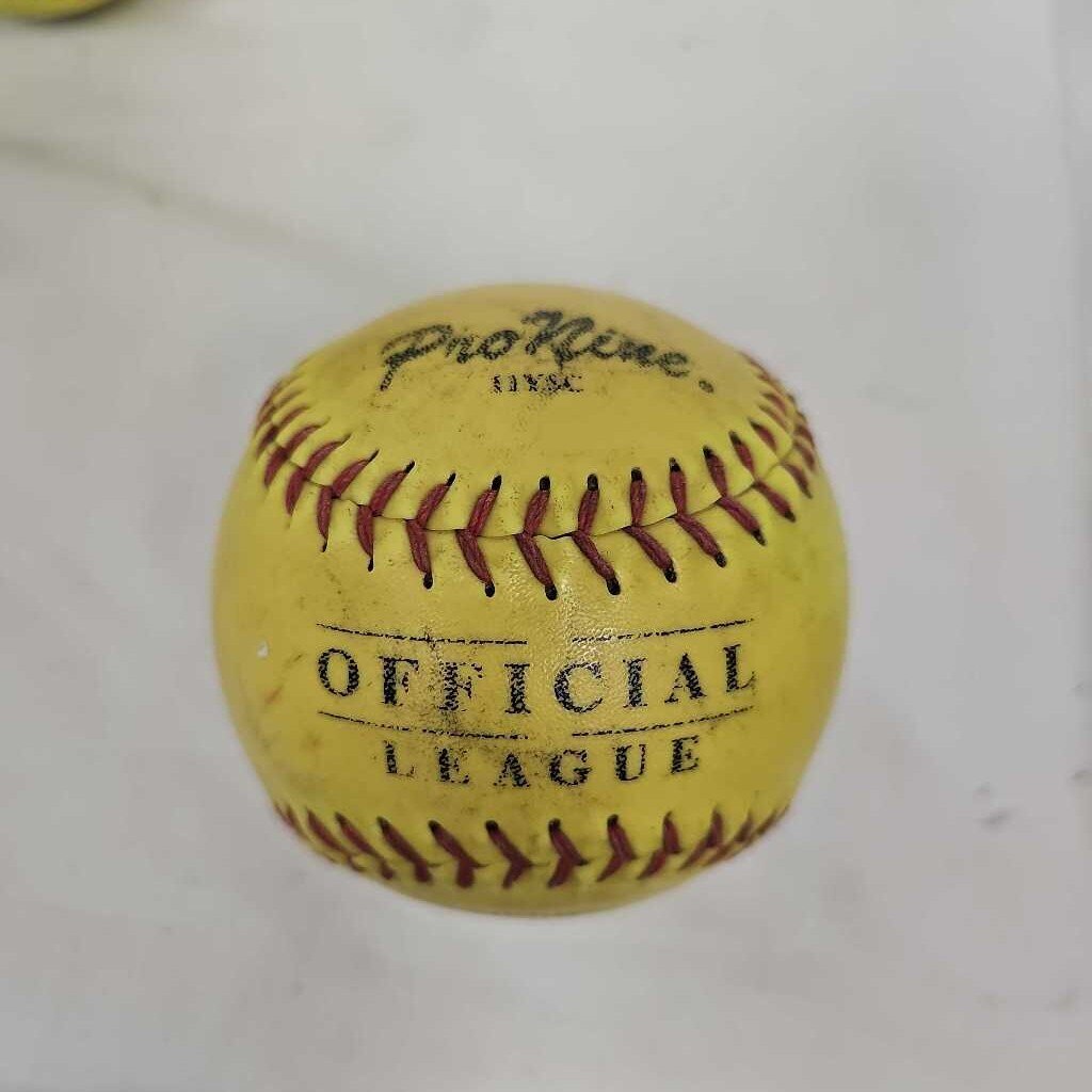 Pro Nine Official League Soft Center Softball