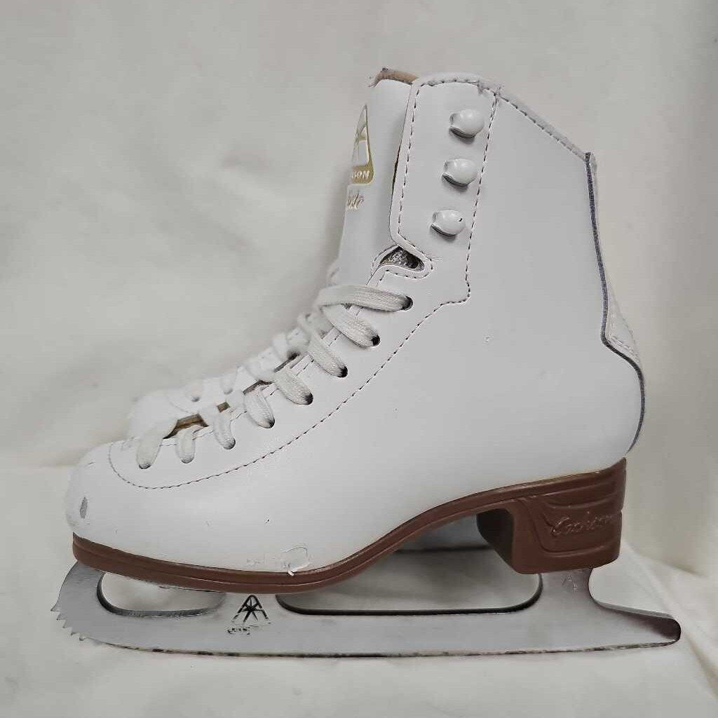 Jackson Artiste Youth Figure Skates with Mark IV blades, Size Y13