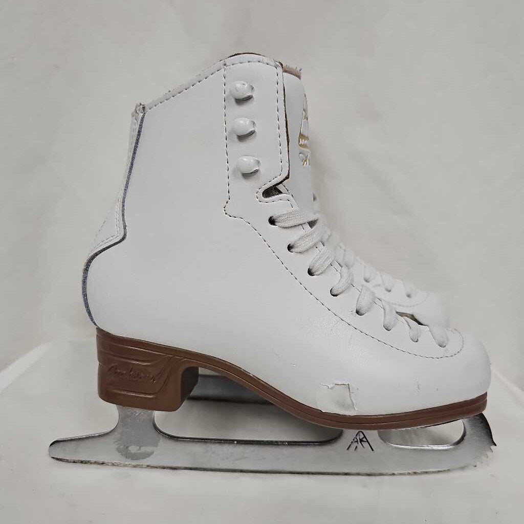 Jackson Artiste Youth Figure Skates with Mark IV blades, Size Y13