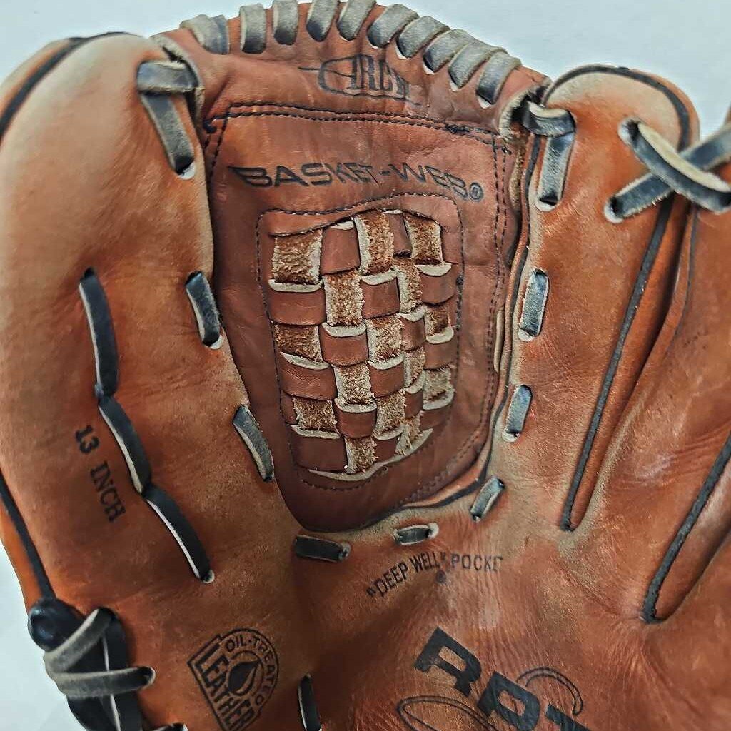 Rawlings RPT4 Softball Glove