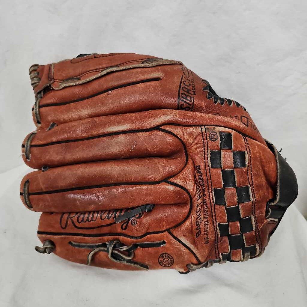 Rawlings RPT4 Softball Glove