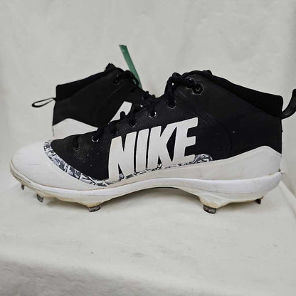Nike Trout Metal Baseball Cleats, Size 11.5