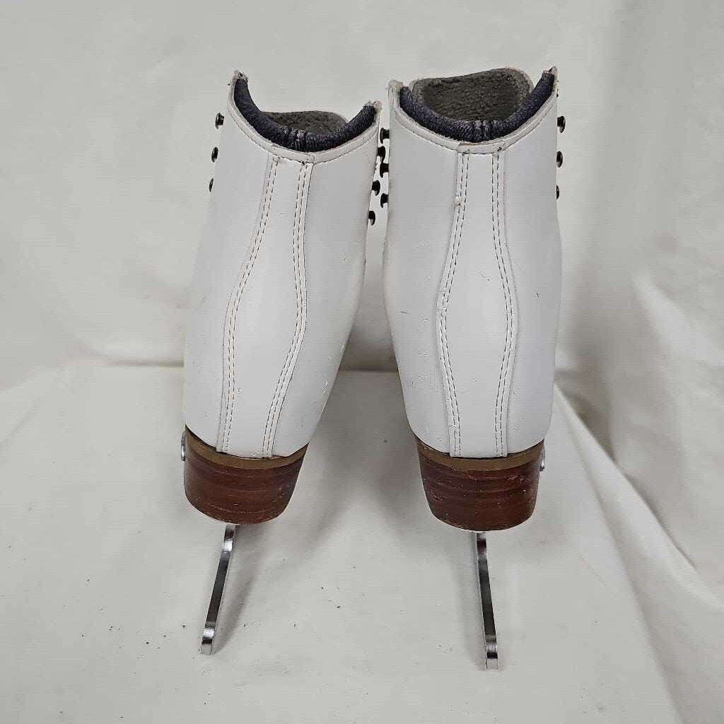 Riedell Model 29 Figure Skates, Size 2 Med