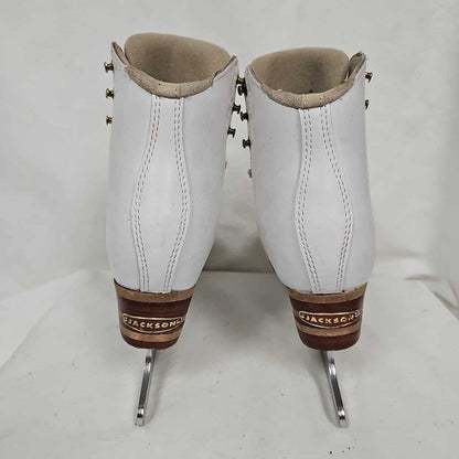 Jackson Elle Figure Skates, Size 1 C