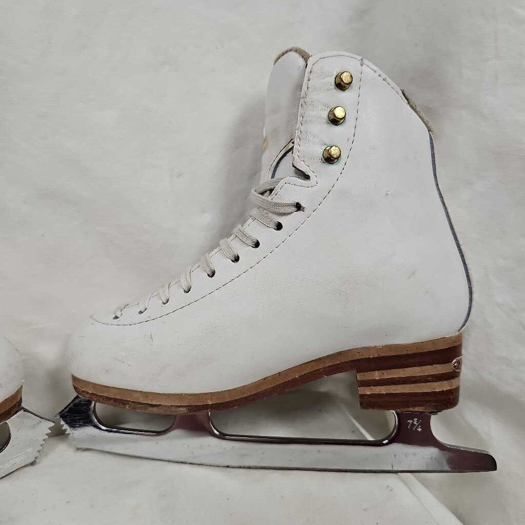Jackson Elle Figure Skates, Size 1 C