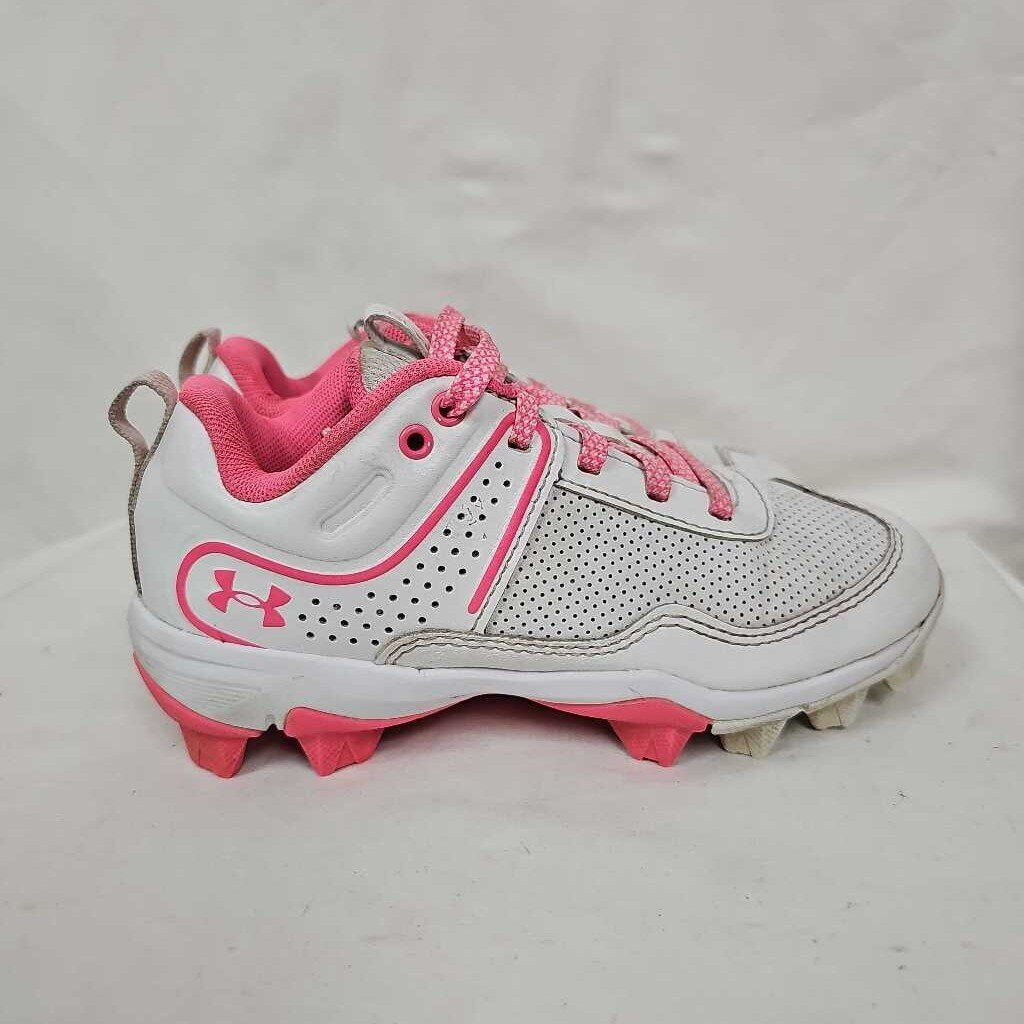 Under Armour Glyde Softball Cletas, Size Y13