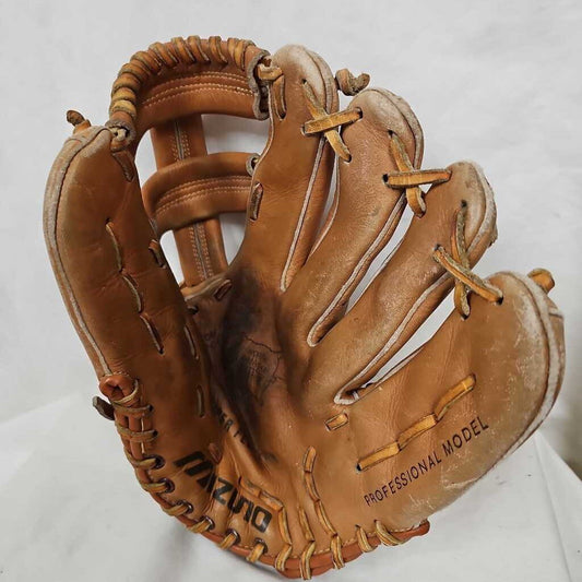 Mizuno MM5050 Pro Model Baseball Glove, 12" RHT