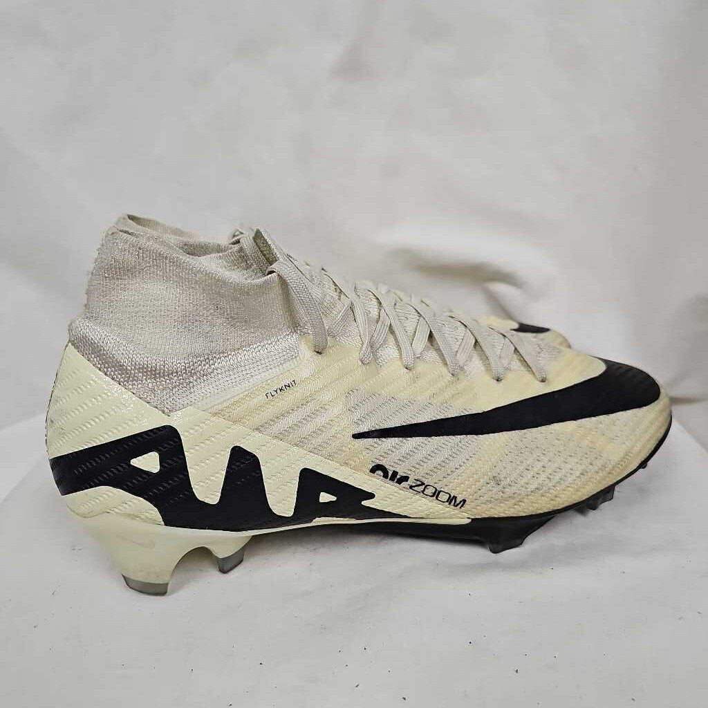 Nike Air Zoom Mercurial Flyknit Men's Soccer Cleats, Size 9.8
