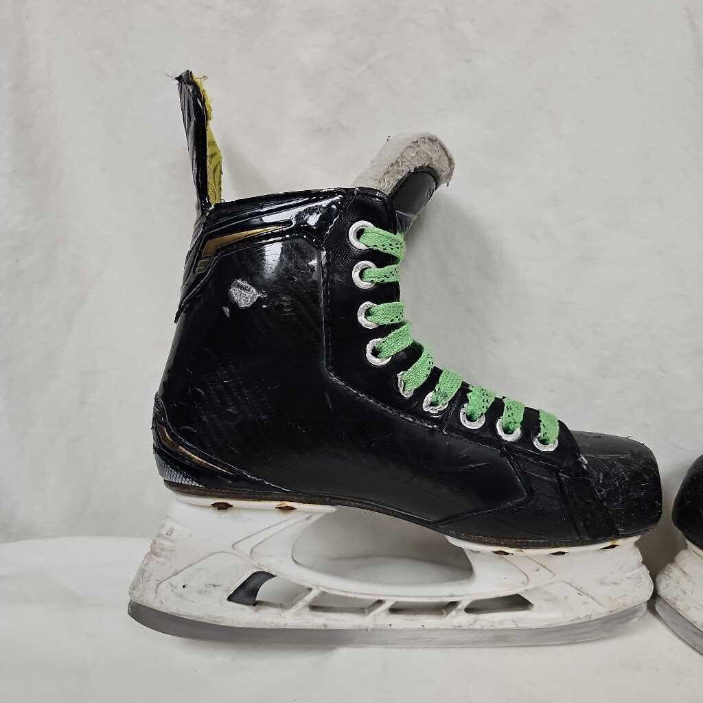 Bauer Supreme S29 Hockey Skates, Size 4