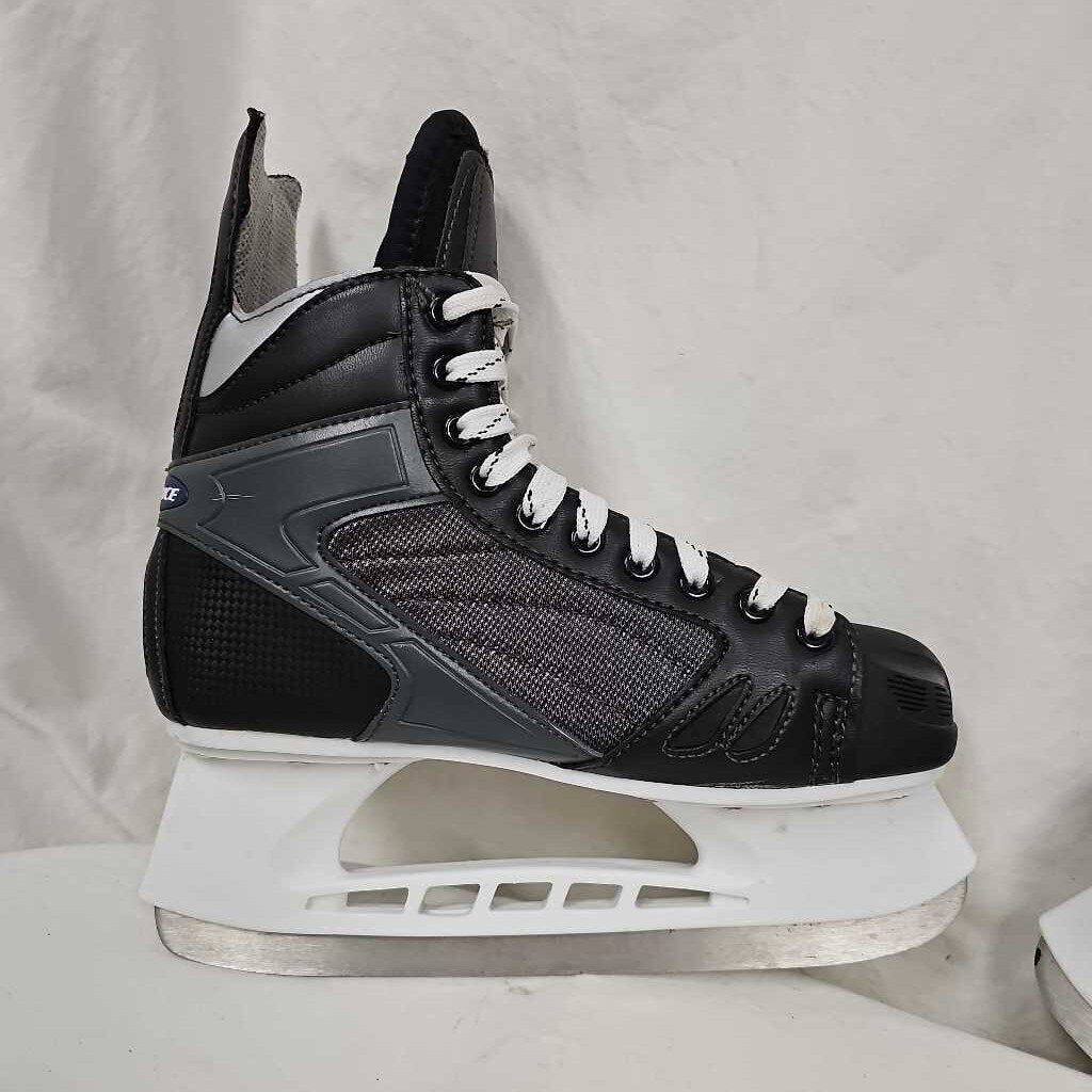 American Ice Force Hockey Skates Senior Size: 8