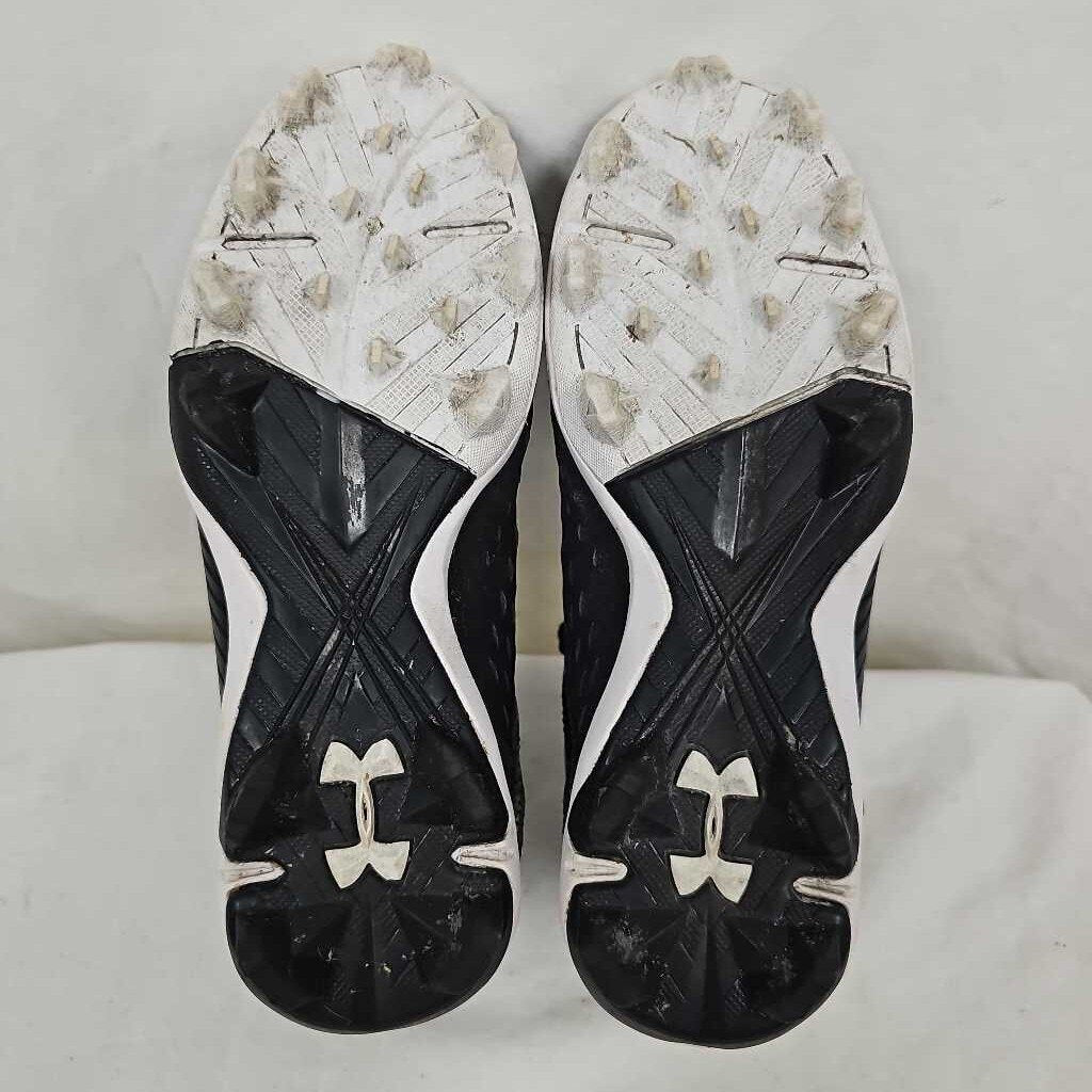 Under Armour Leadoff Baseball/Softball Cleats Size 1.5