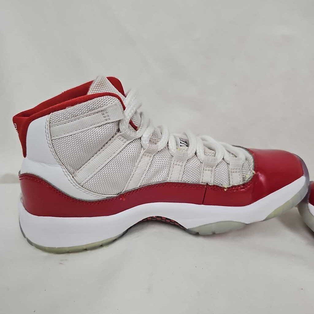 Nike Jordan Jumpman Kid's Basketball Shoes, Size 4