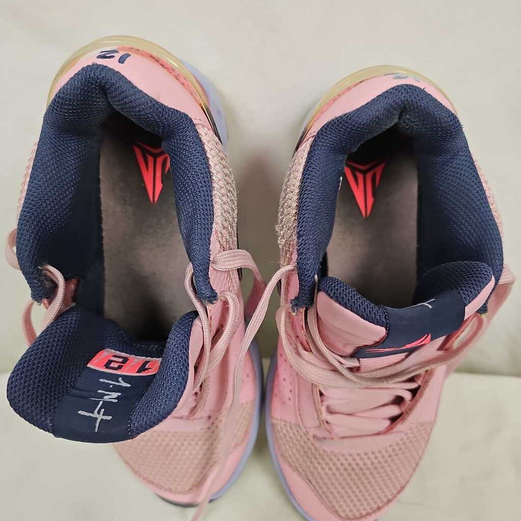 Nike Ja 1 SE Kid's Basketball Shoes, Size 4.5