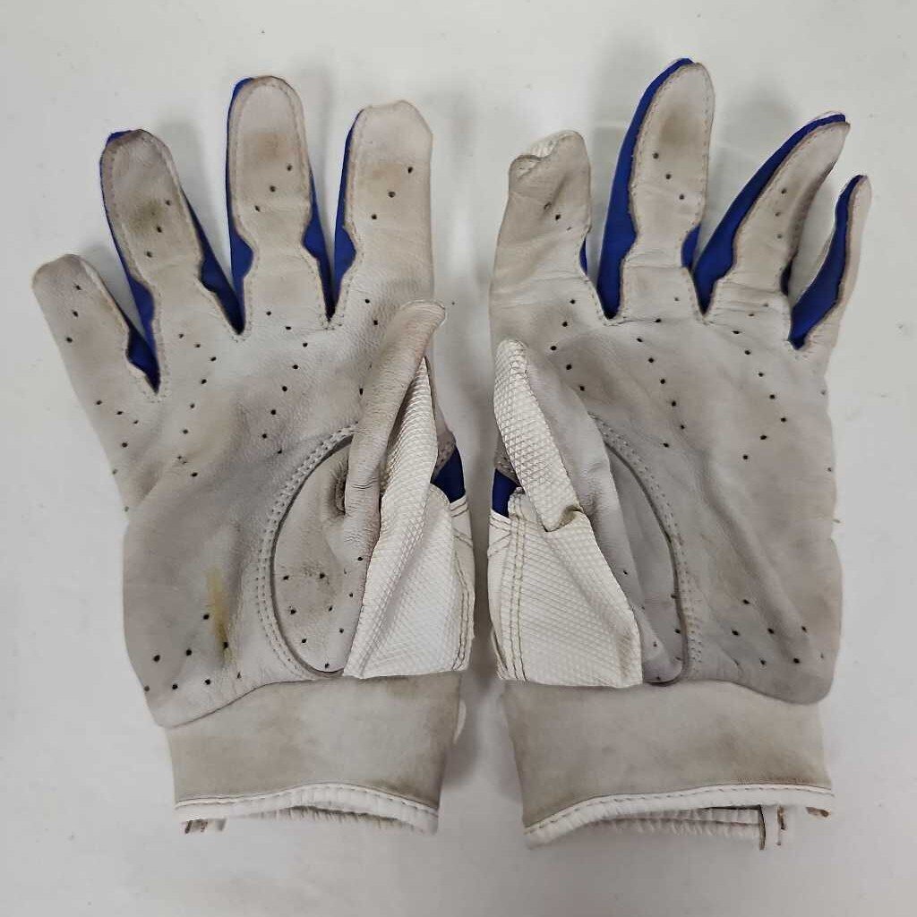 Marucci Signature Youth Batting Gloves, Size Medium