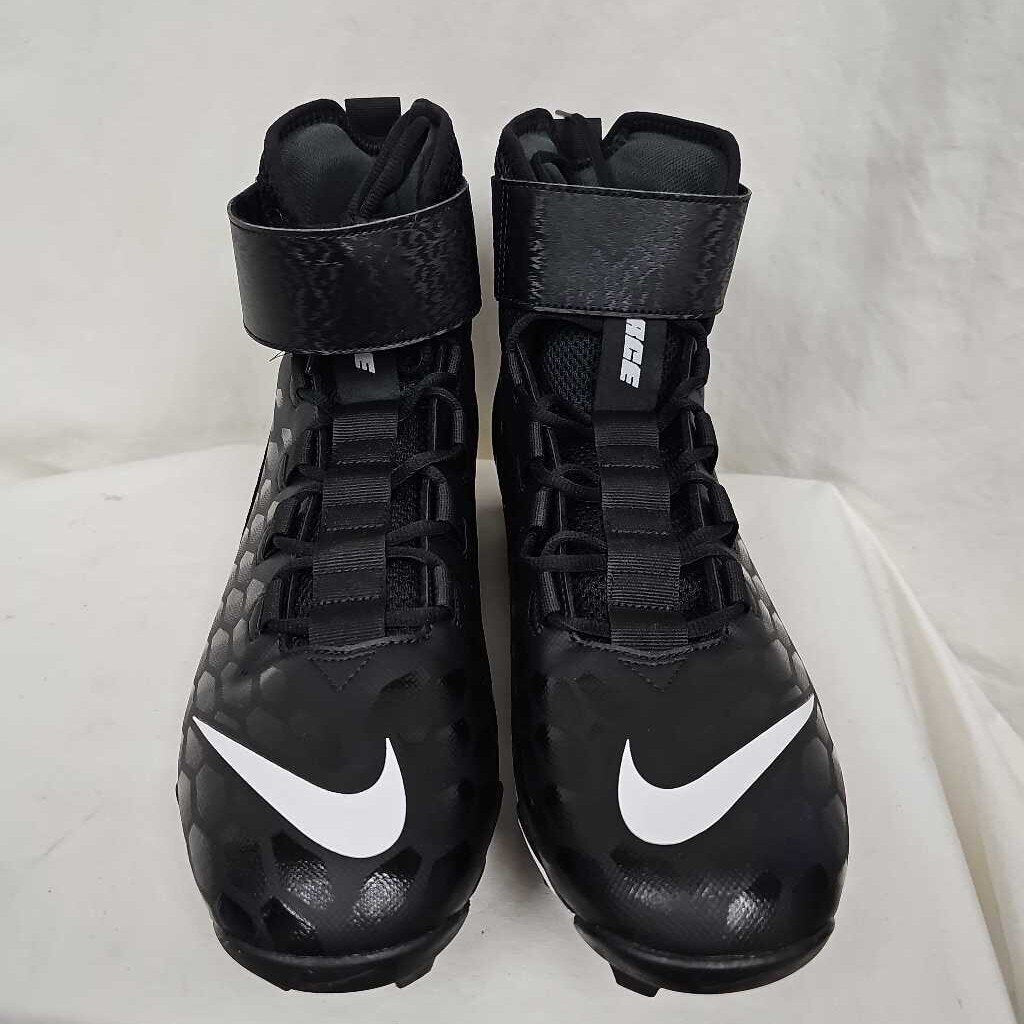 Nike Force Savage Shark 2 Football Cleats, Size 14