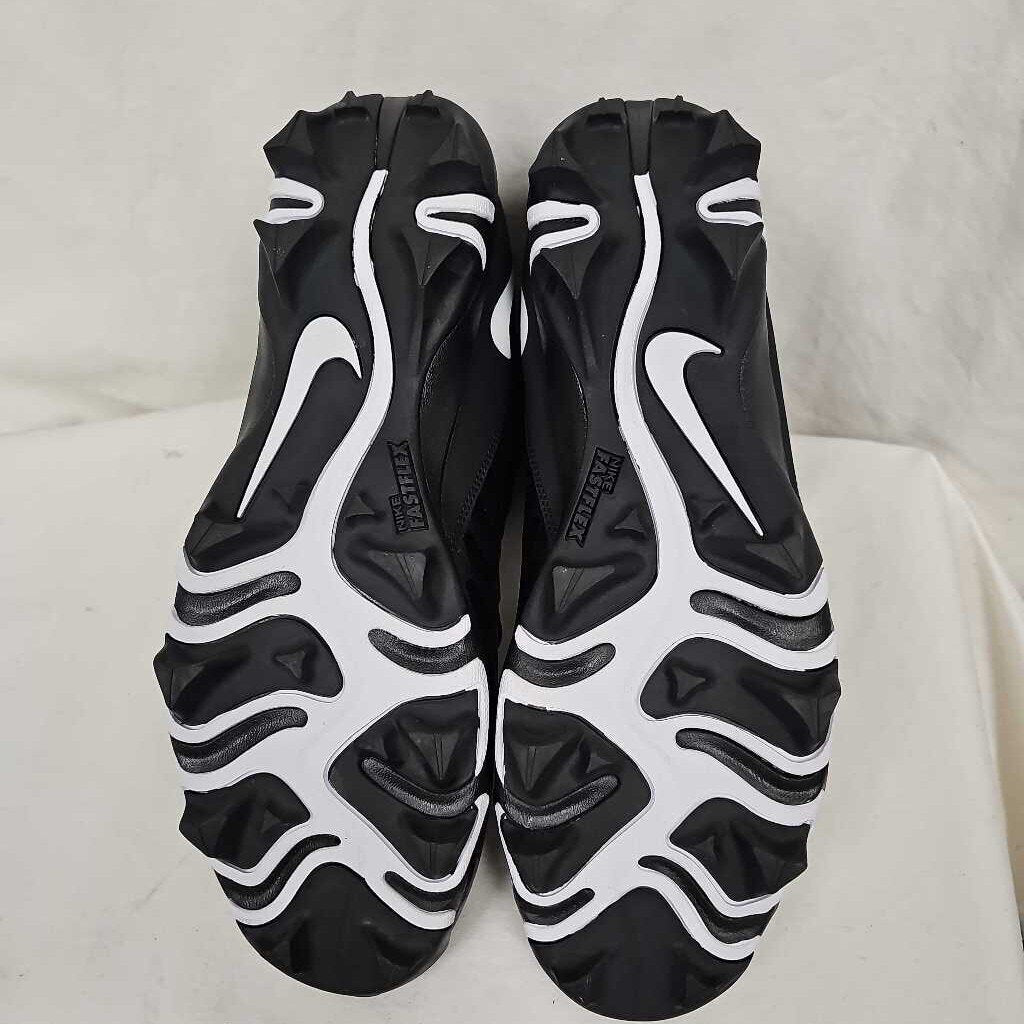 Nike Force Savage Shark 2 Football Cleats, Size 14
