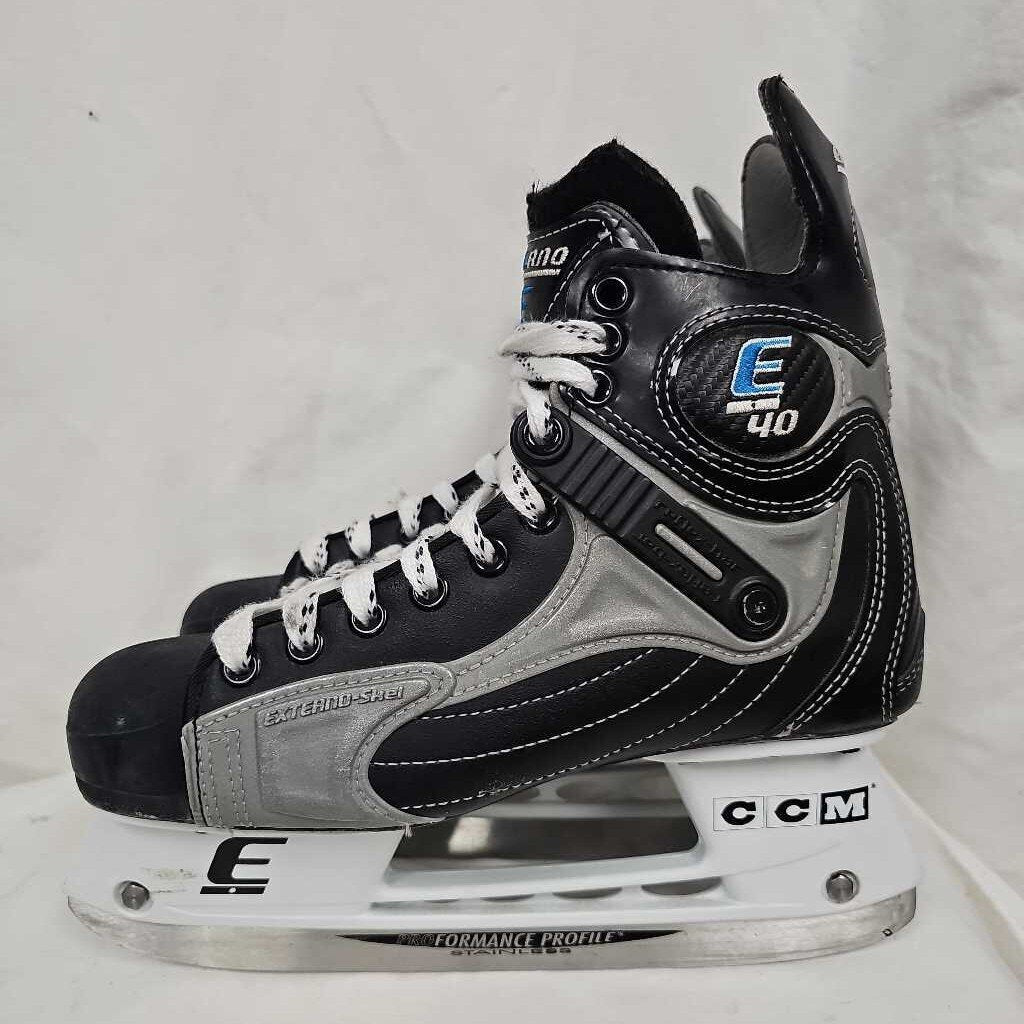CCM Externo E-40 Hockey Skates Intermediate Size: 6.5 E