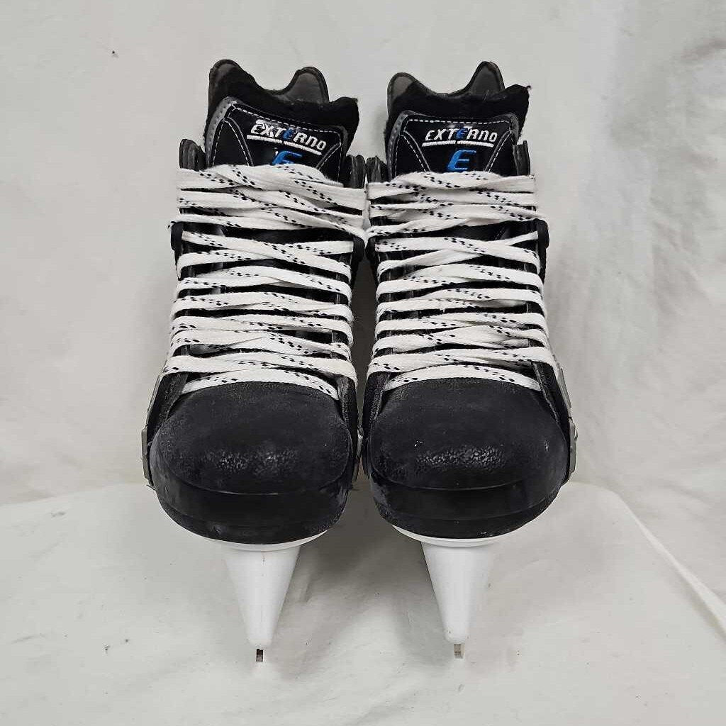 CCM Externo E-40 Hockey Skates Intermediate Size: 6.5 E