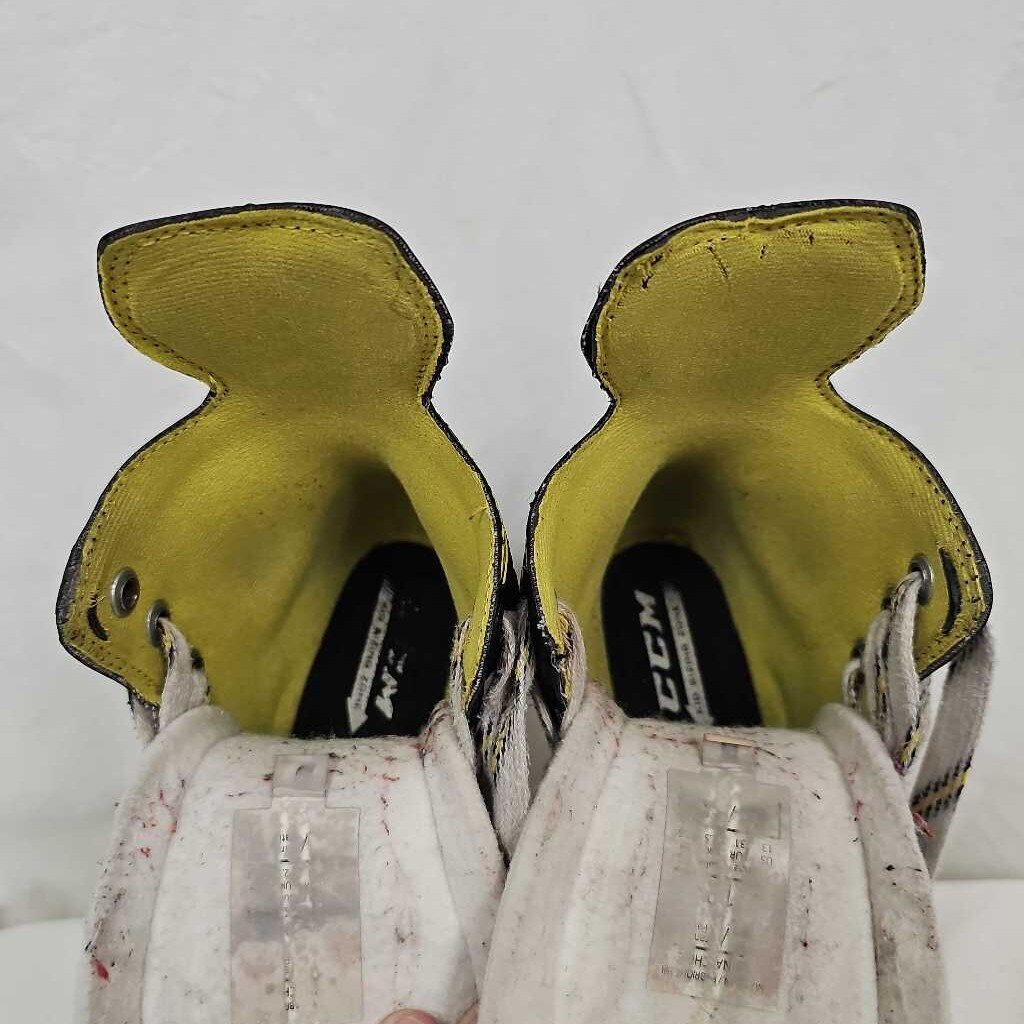 CCM Super Tacks 9380 Hockey Skates - Youth - Y12