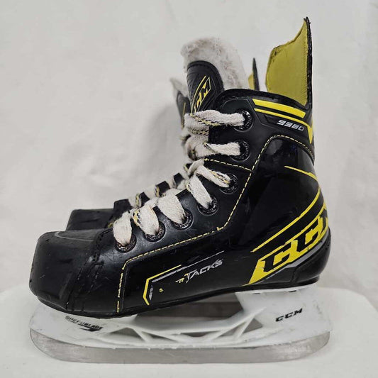 CCM Super Tacks 9380 Hockey Skates - Youth - Y12