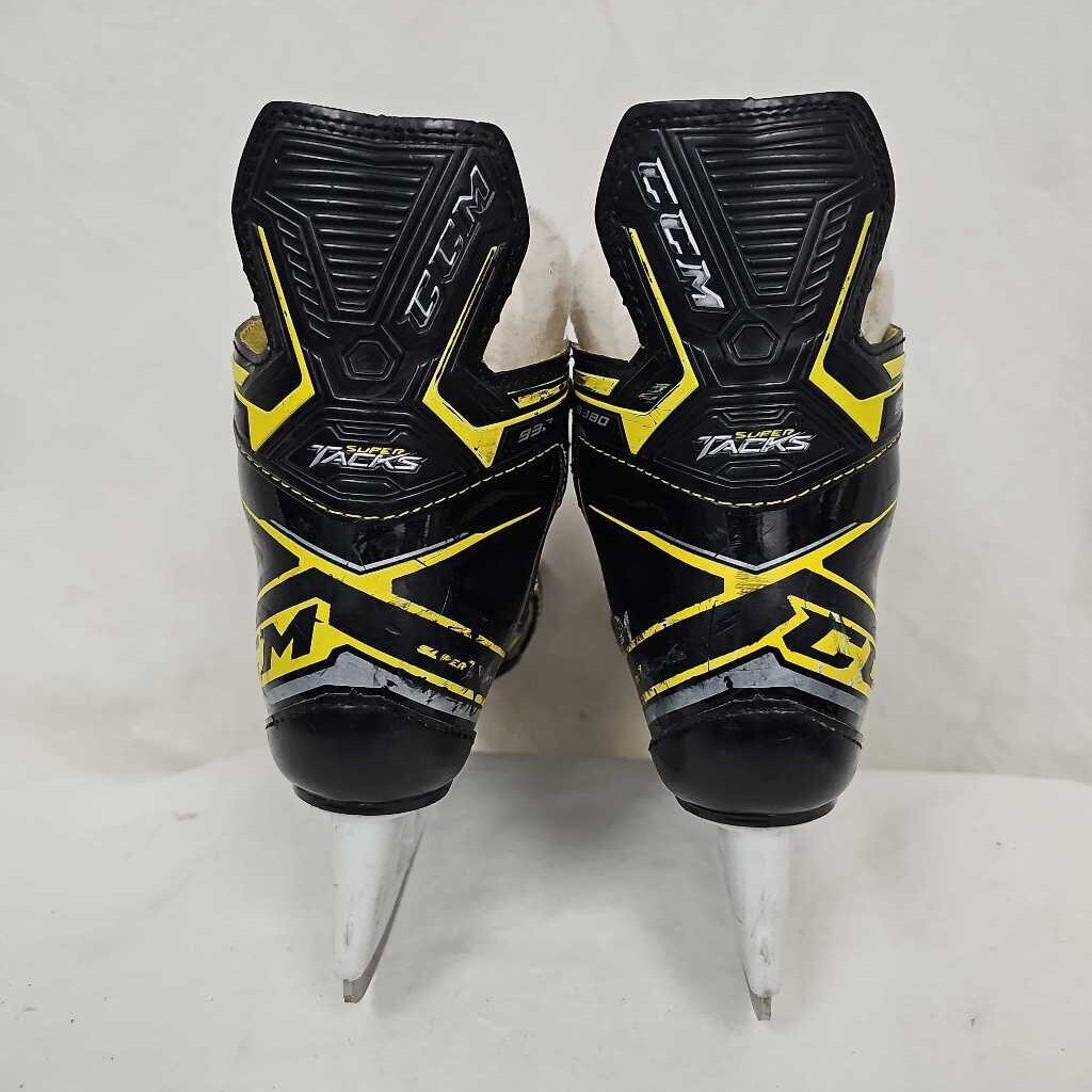 CCM Super Tacks 9380 Hockey Skates - Youth - Y12