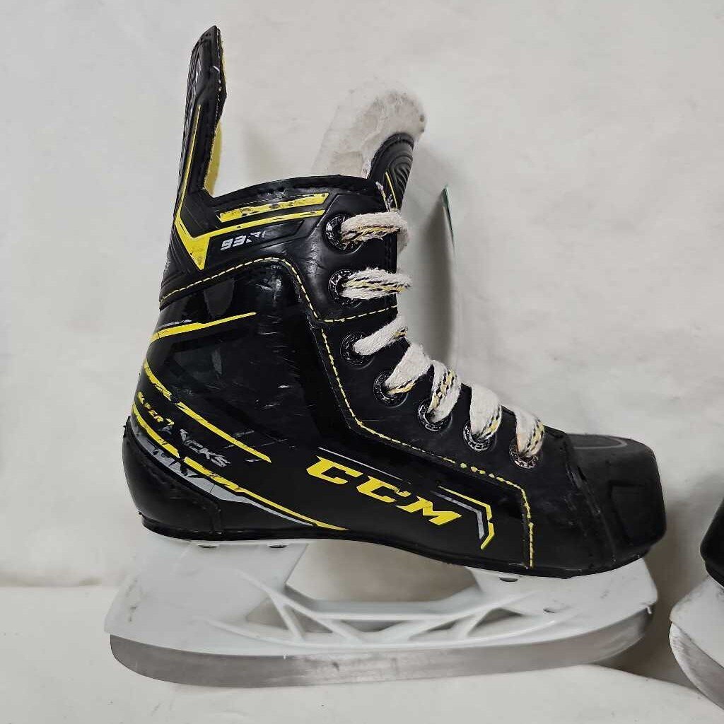 CCM Super Tacks 9380 Hockey Skates - Youth - Y12