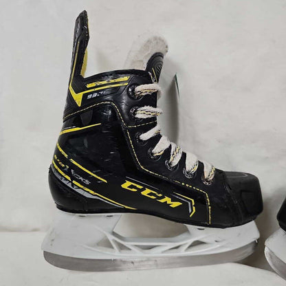 CCM Super Tacks 9380 Hockey Skates - Youth - Y12