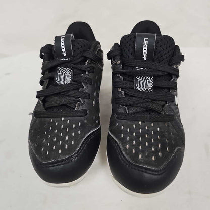 Under Armour Lead Off Youth Cleats, Size Y8