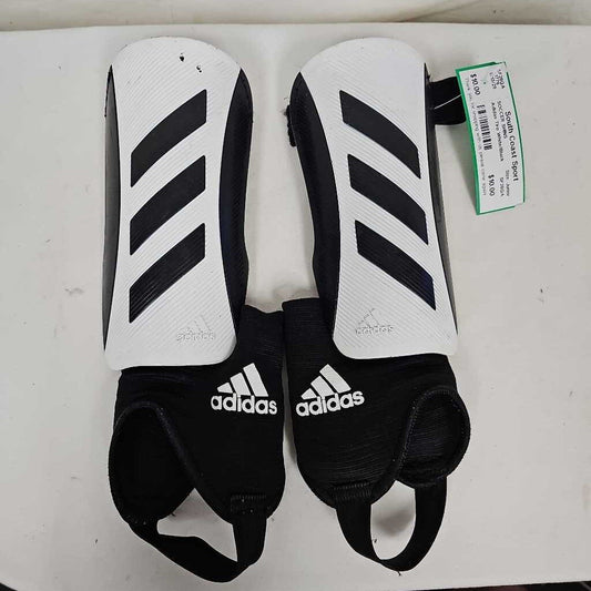 Adidas Tiro Junior Soccer Shin Guards - Sturrup - 4' 7" to 5' 3" - Black/White