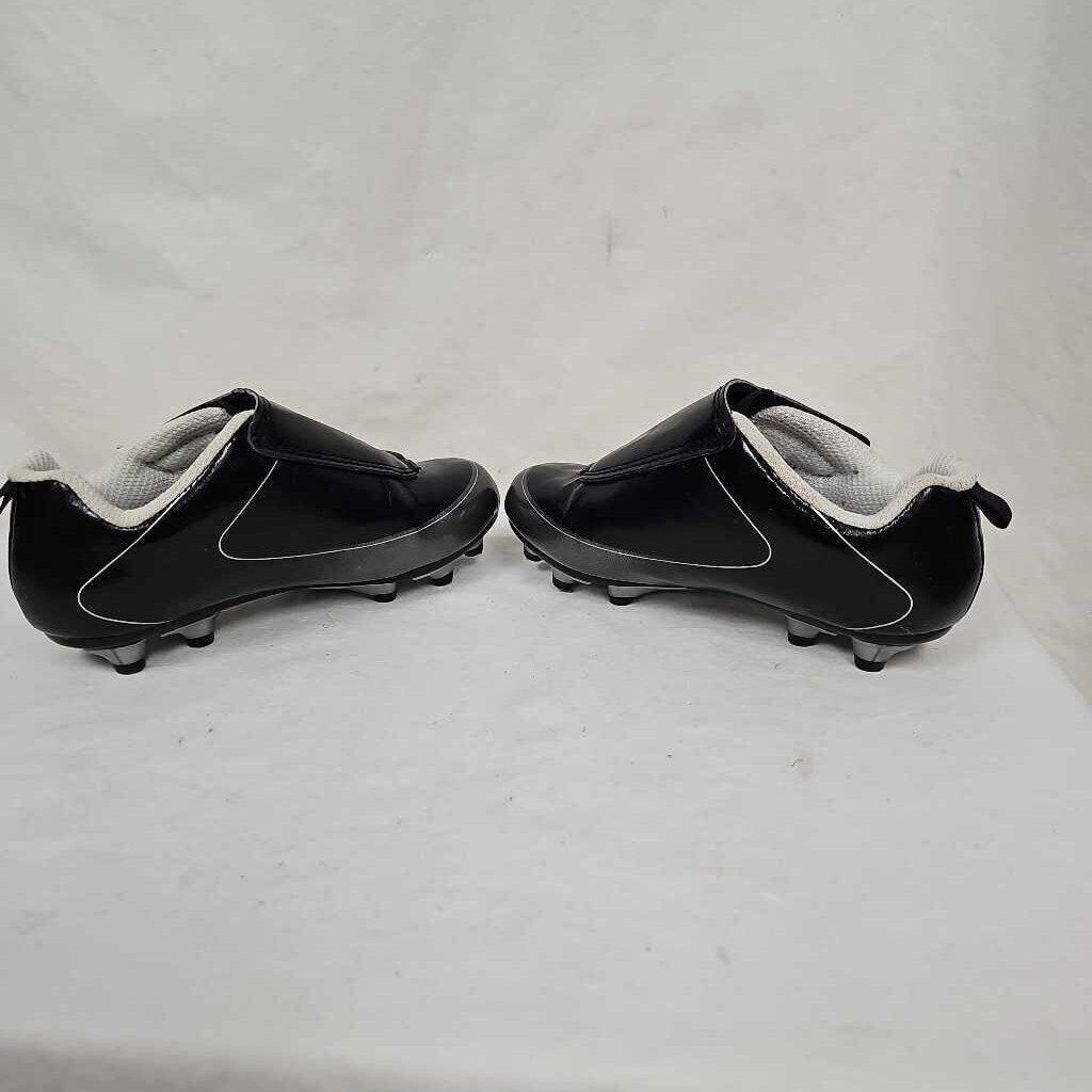Carter's Fica Youth Soccer Cleats, Size Y10