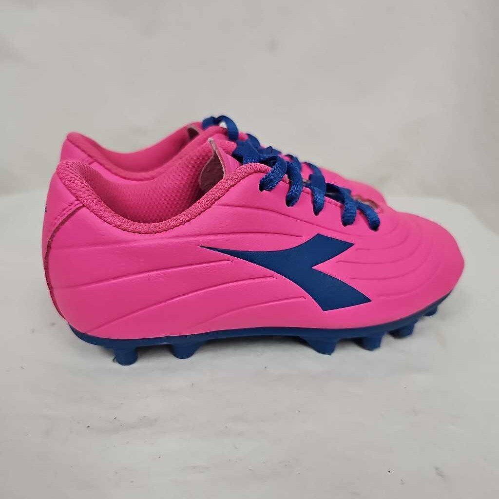 Diadora Youth Soccer Cleats, Size Y11