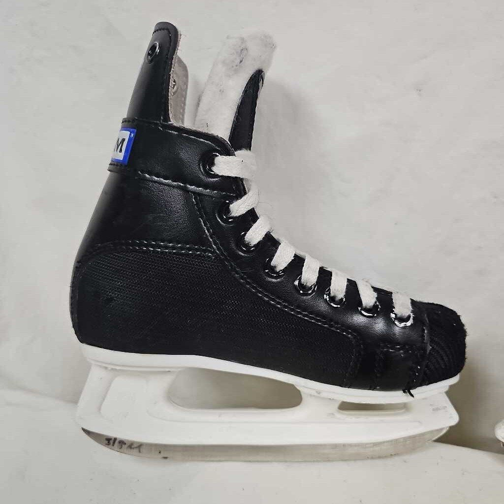 CCM Rapide 101 Youth Hockey Skates, Size Y12