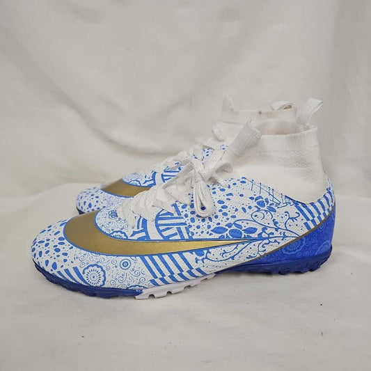 Generic Brand Futsol or Turf Shoes, Euro size 40