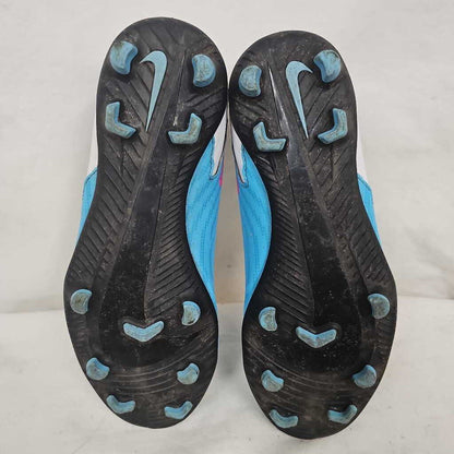 Nike Phantom GX Academy Kid's Soccer Cleats, Size 3.5