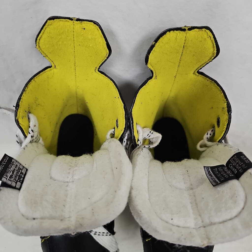 Bauer Supreme S27 Youth Hocky Skates, Size Y11.5