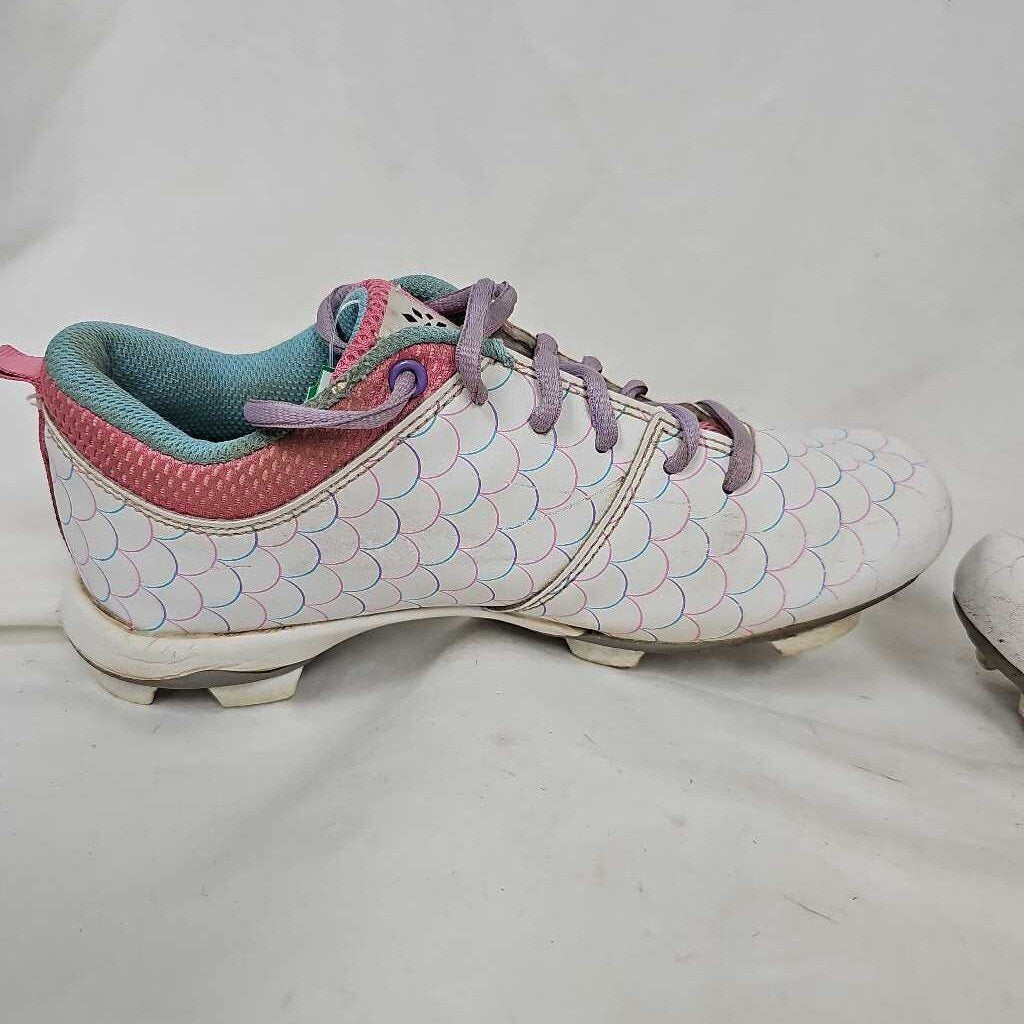 Rip-It Play Ball Kid's Softball Cleats, Size 4