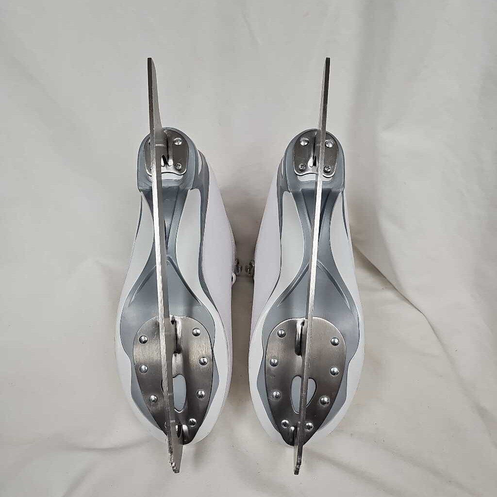 Jackson Soft Skate Figure Skates, Size 9